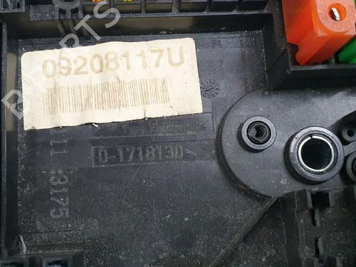 Fuse box VW GOLF VI (5K1) 2.0 TDI | BP37593469E1  - Image 6