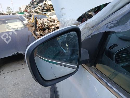 left-mirror-renault-kadjar-ha_-hl_-2015-37717017 main image