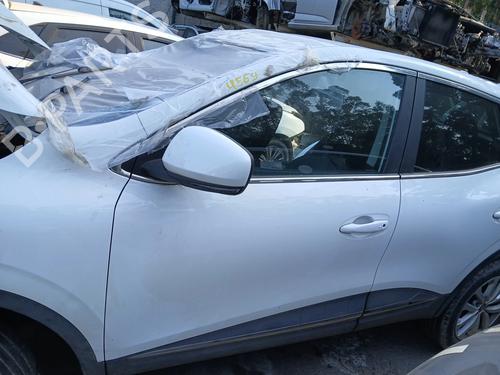 left-front-door-renault-kadjar-ha_-hl_-2015-37717013 main image