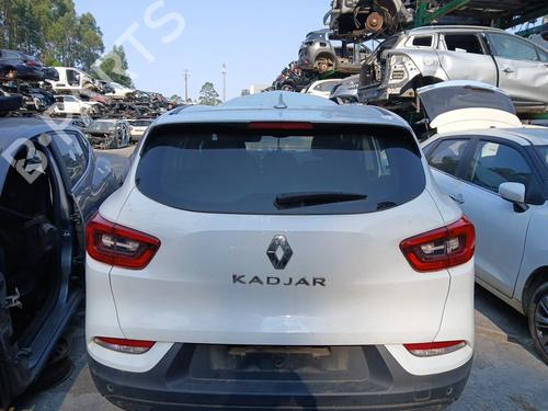 tailgate-renault-kadjar-ha_-hl_-2015-37717014 main image