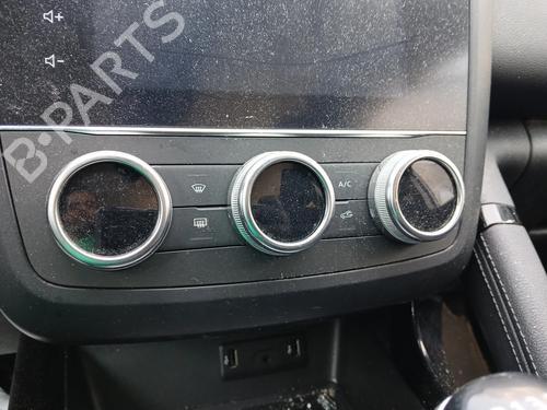 Used Climate control Climate control 37717046 37717046