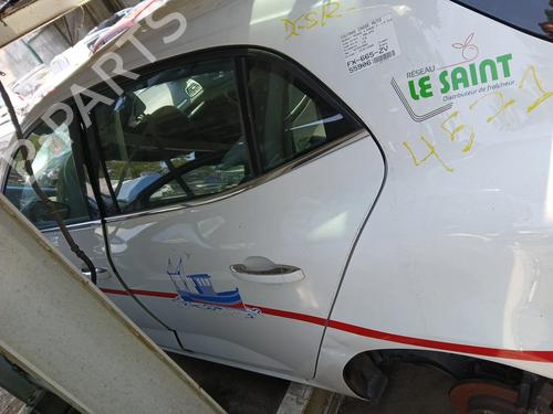 left-rear-door-renault-megane-iv-hatchback-b9amn_-2015-37717069 main image