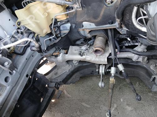subframe-renault-megane-iv-hatchback-b9amn_-2015-37717084 main image