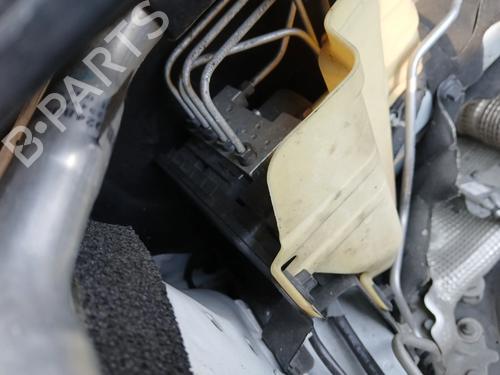 abs-pump-renault-megane-iv-hatchback-b9amn_-2015-37717081 main image