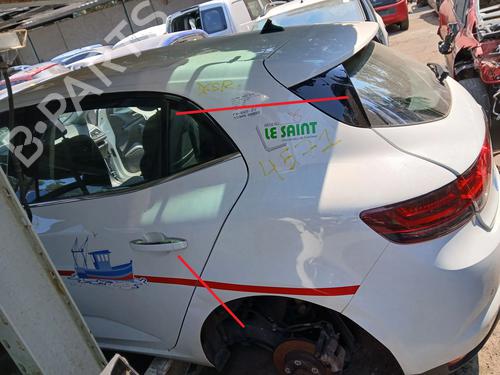 left-rear-fenders-renault-megane-iv-hatchback-b9amn_-2015-37717064 main image