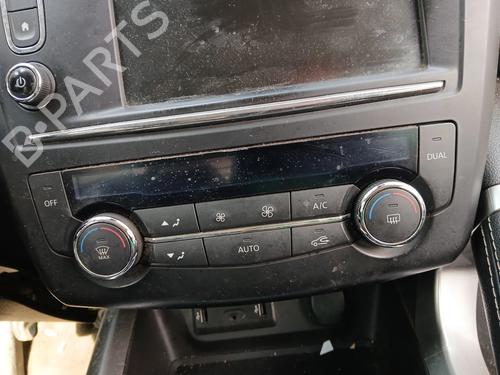 Used Climate control Climate control 37761526 37761526