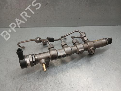 Used Injection rail Injection rail 37989186 37989186