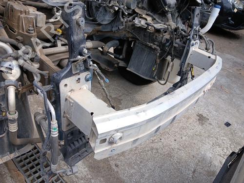 Used Front bumper reinforcement Front bumper reinforcement 38002621 38002621