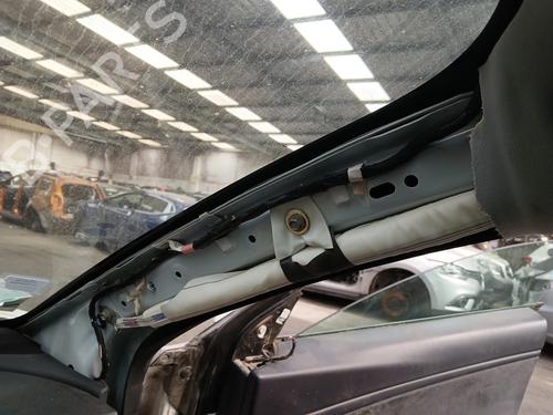 right-curtain-airbag-tesla-model-3-5yj3-2017-38002660 main image