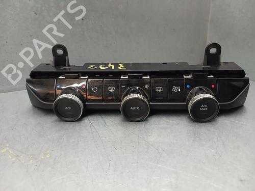Used Climate control Climate control 25747946 25747946