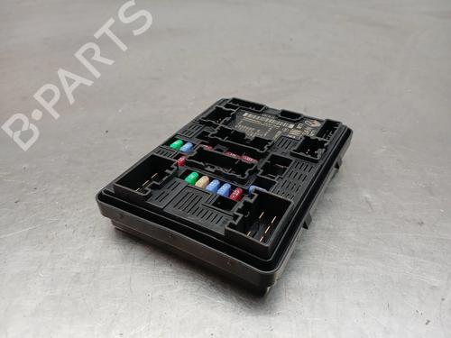 Fuse box RENAULT CLIO V (B7_) 1.0 LPG (B7MT) | BP38109055E1 - Image 2
