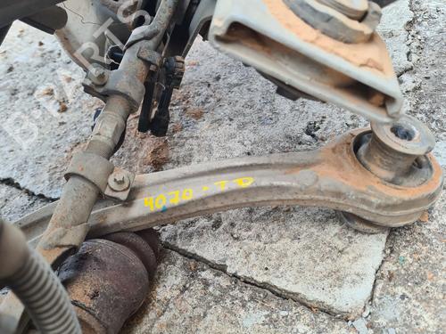 Brazo Suspension trasero derecho Brazo Suspension trasero derecho 38200705 38200705