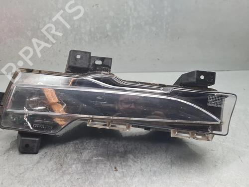 Used Left front fog light Left front fog light 38237980 38237980