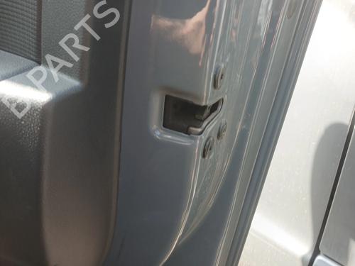Cerradura puerta delantera derecha Cerradura puerta delantera derecha 38340774 38340774