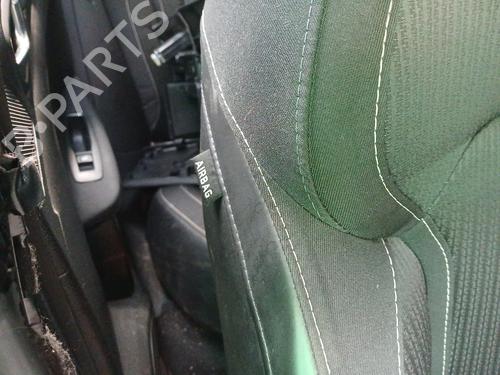 right-seat-airbag-renault-megane-iv-hatchback-b9amn_-2015-38340807 main image