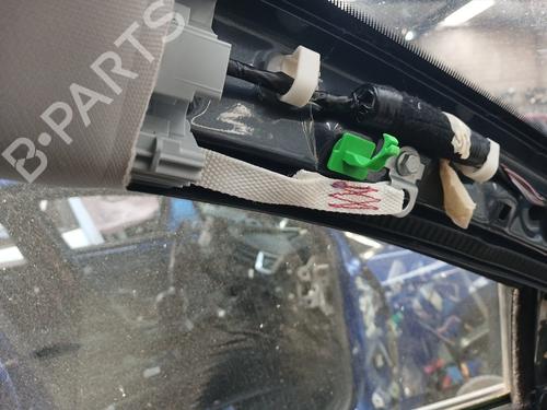 left-curtain-airbag-renault-megane-iv-hatchback-b9amn_-2015-38340810 main image