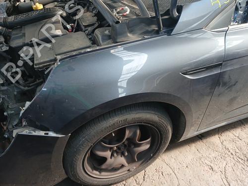 left-front-fenders-renault-megane-iv-hatchback-b9amn_-2015-38340812 main image