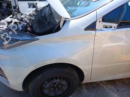 left-front-fenders-renault-zoe-bfm_-2012-38340845 main image
