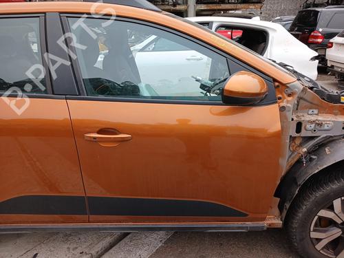 Used Right front door Right front door 38340867 38340867