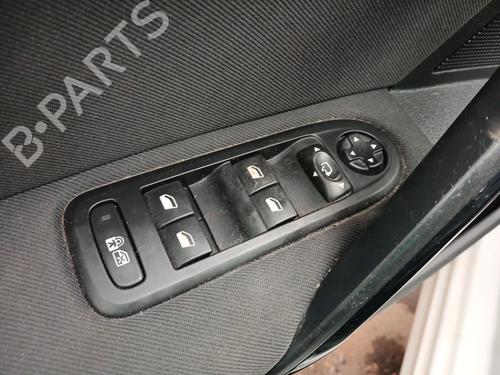 Used Left front window switch Left front window switch 38340906 38340906