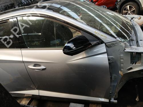 Used Right front door Right front door 38413075 38413075