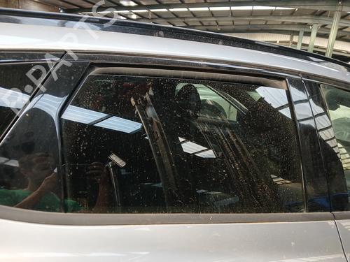 Used Rear right door window Rear right door window 38413087 38413087