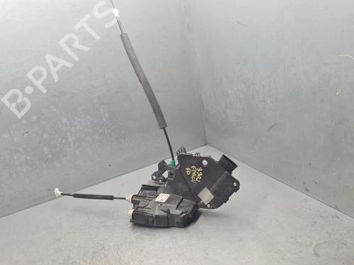 front-right-lock-jaguar-f-pace-x761-2015-25986145 main image