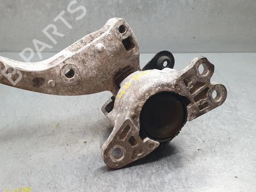 Used Engine mount Engine mount 38472218 38472218