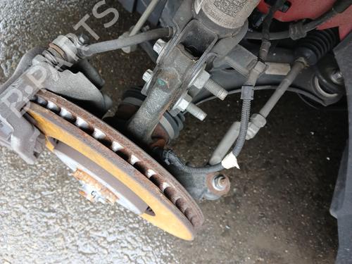Used Left front steering knuckle Left front steering knuckle PEUGEOT 208 II (UB_, UP_, UW_, UJ_) 1.2 PureTech 100 (101 hp) 38518704 38518704