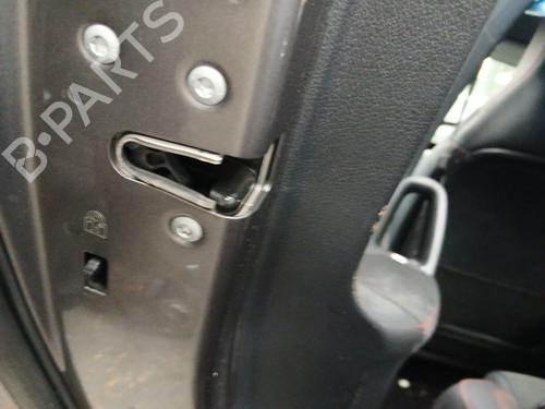 rear-left-lock-mercedes-benz-cla-shooting-brake-x118-2019-38567354 main image