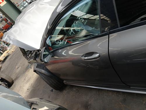 Used Left front door Left front door 38567377 38567377