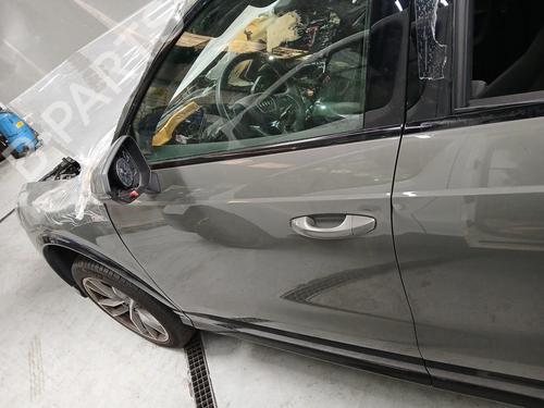 left-front-door-audi-q3-f3b-2018-38600250 main image