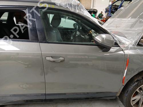 right-front-door-audi-q3-f3b-2018-38600249 main image