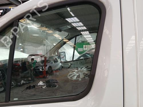 tuerscheibe-links-vorne-renault-trafic-iii-van-fg_-2014-38602232 main image