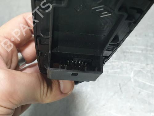 Left front window switch RENAULT CLIO V (B7_) 1.0 TCe 90 (B7MT) | BP36563715I27 - Image 5