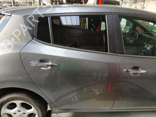 Used Right rear door Right rear door 38913476 38913476