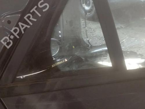 Used Rear right door window Rear right door window 39149953 39149953