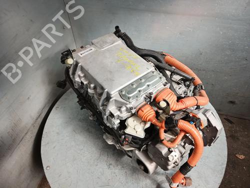 motor-renault-megane-e-tech-suv-2021-34613466 main image