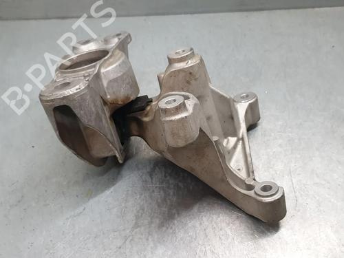 Used Engine mount Engine mount 28483561 28483561