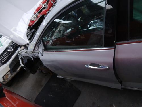 left-front-door-renault-megane-iv-hatchback-b9amn_-2015-39226038 main image