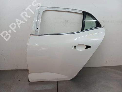 left-rear-door-renault-megane-iv-hatchback-b9amn_-15-dci-90-b9a1-2015-13495137 main image