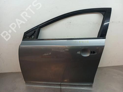 left-front-door-volvo-v40-cross-country-526-2012-2013-2014-2015-2016-2017-2018-2019-35920990 main image