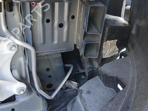 front-bumper-reinforcement-toyota-auris-_e18_-2012-2013-2014-2015-2016-2017-2018-2019-39449864 main image