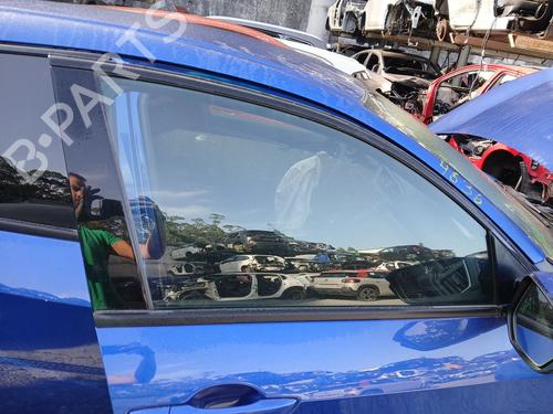 Used Front right door window Front right door window HONDA CIVIC X Hatchback (FC_, FK_) 1.5 VTEC (FK7) (182 hp) 39493126 39493126