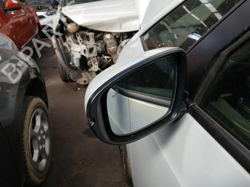 Retrovisor esquerdo Retrovisor esquerdo HONDA JAZZ V (GR_, GS_) 1.5 eHEV (GR3, GR6) (122 hp) 39494236 39494236