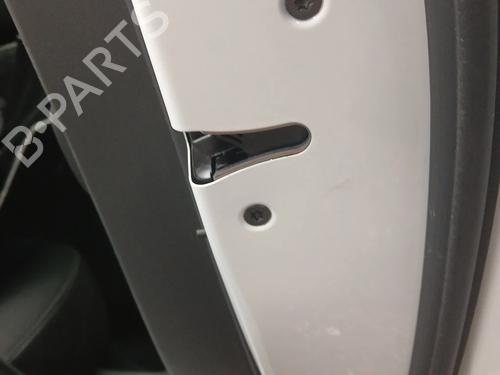 front-right-lock-opel-insignia-b-grand-sport-z18-2017-39530631 main image