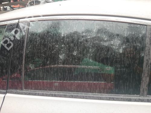Used Rear left door window Rear left door window 39530651 39530651