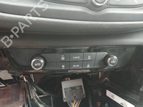 Used Climate control Climate control 39530666 39530666