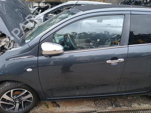 left-front-door-peugeot-108-2014-39566638 main image