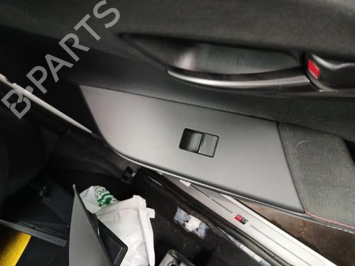 Used Right front window switch Right front window switch TOYOTA C-HR (_X2_, _H2_) PHEV (MAXH21) (223 hp) 39566703 39566703